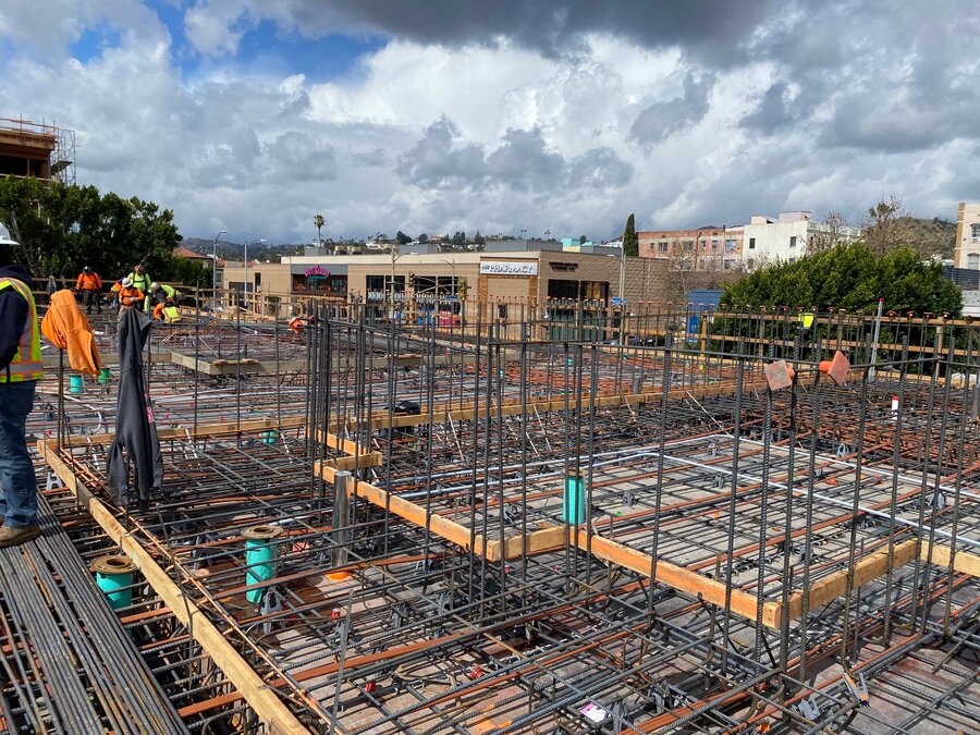 4850 Hollywood La Terra podium under construction